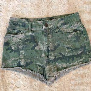 BDG Camo Dree High Rise Cheeky Shorts w/ Raw Hem